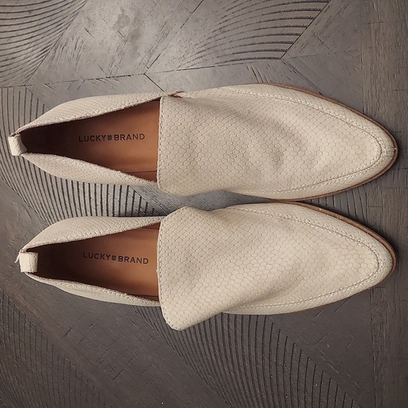 LUCKY BRAND Majzan Ivory Lizard Print Leather Slip On Loafers - Picture 3 of 14